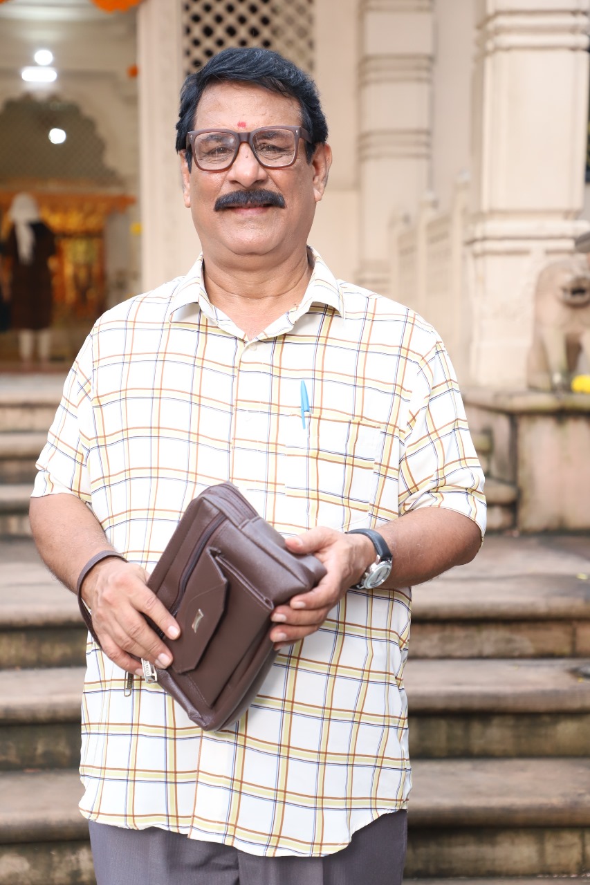 “Ek din apna ghar hoga”: Rajendra Chawla gets candid about living his Lakshmi Niwas moment in real life