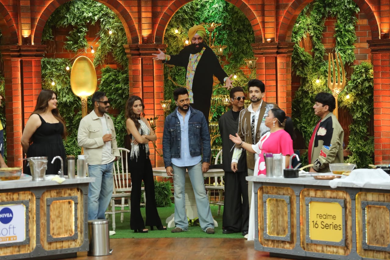 The biggest Dhamaal yet! Ajay Devgn, Riteish Deshmukh & Jaaved Jaaferi set COLORS’ ‘Laughter Chefs Unlimited Entertainment’ kitchen on fire